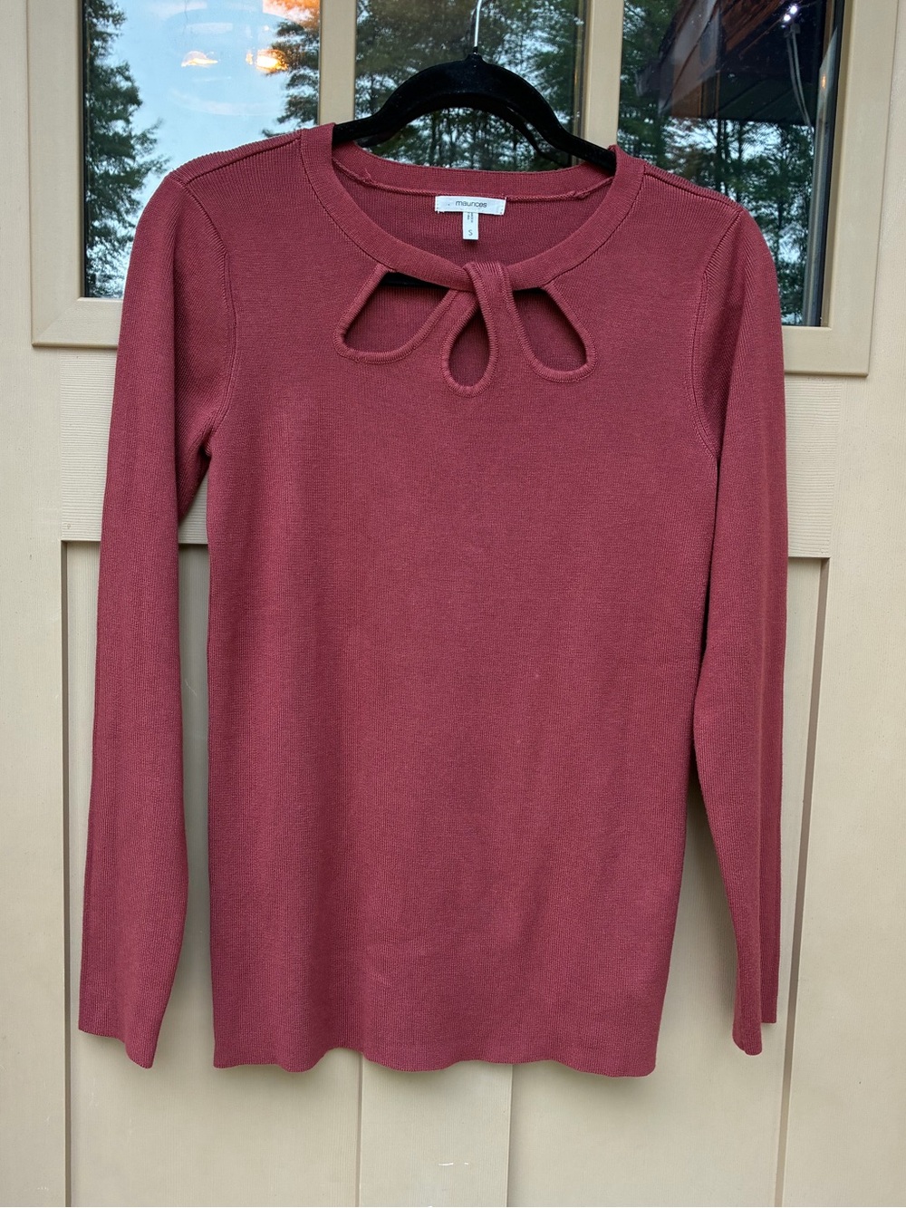 Maurices Sweater Pink Keyhole Cutouts on Chest Women's Small